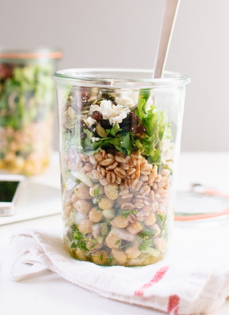 mason-jar-chickpea-farro-and-greens-salad